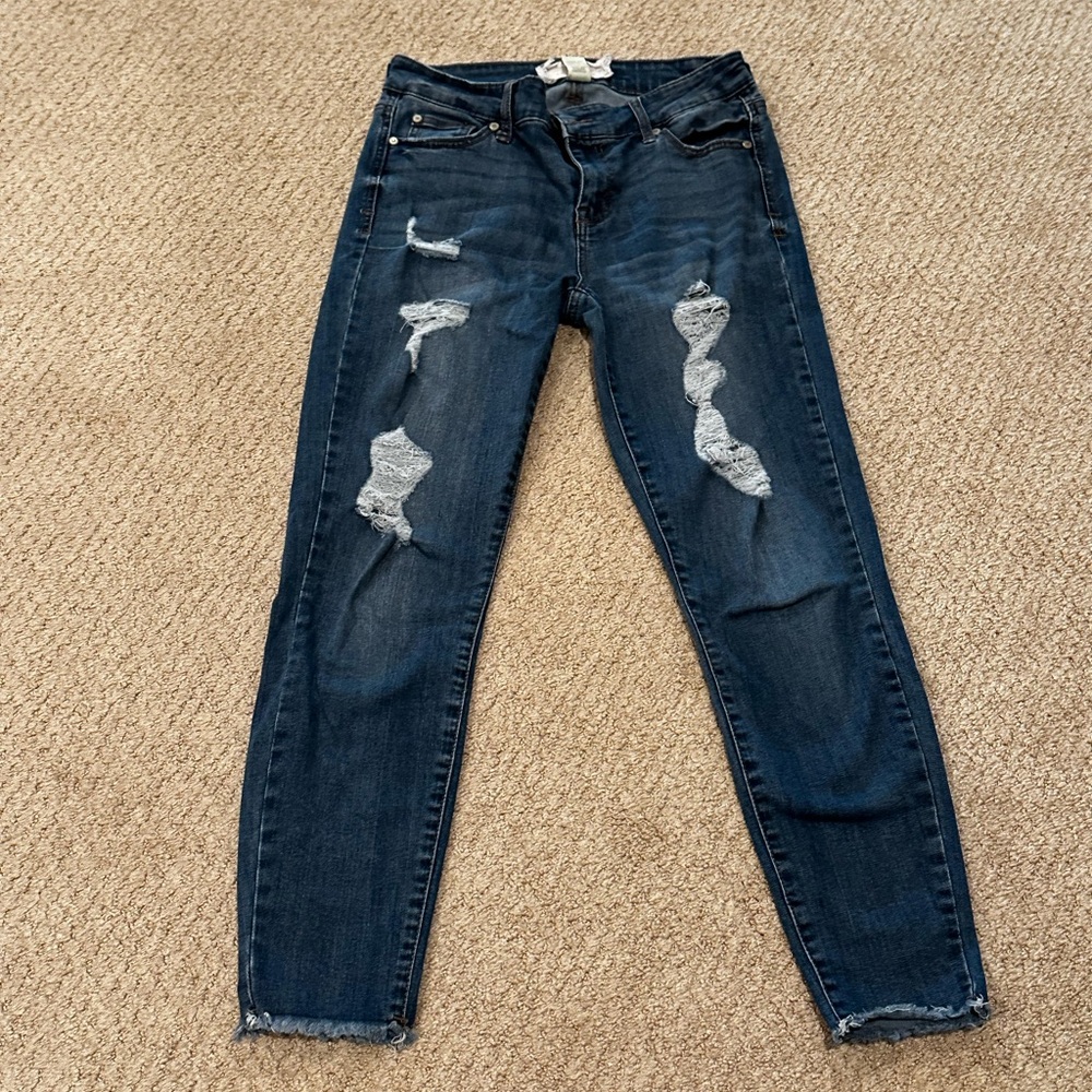 Skinny ripped jeans